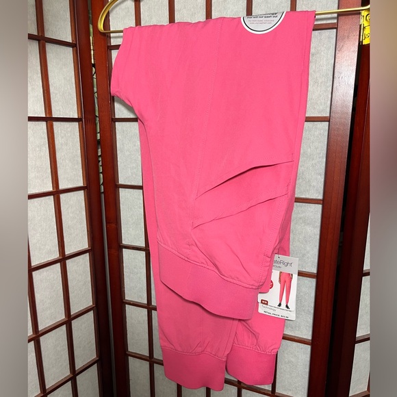 ClimateRight Joggers - Picture 7 of 8